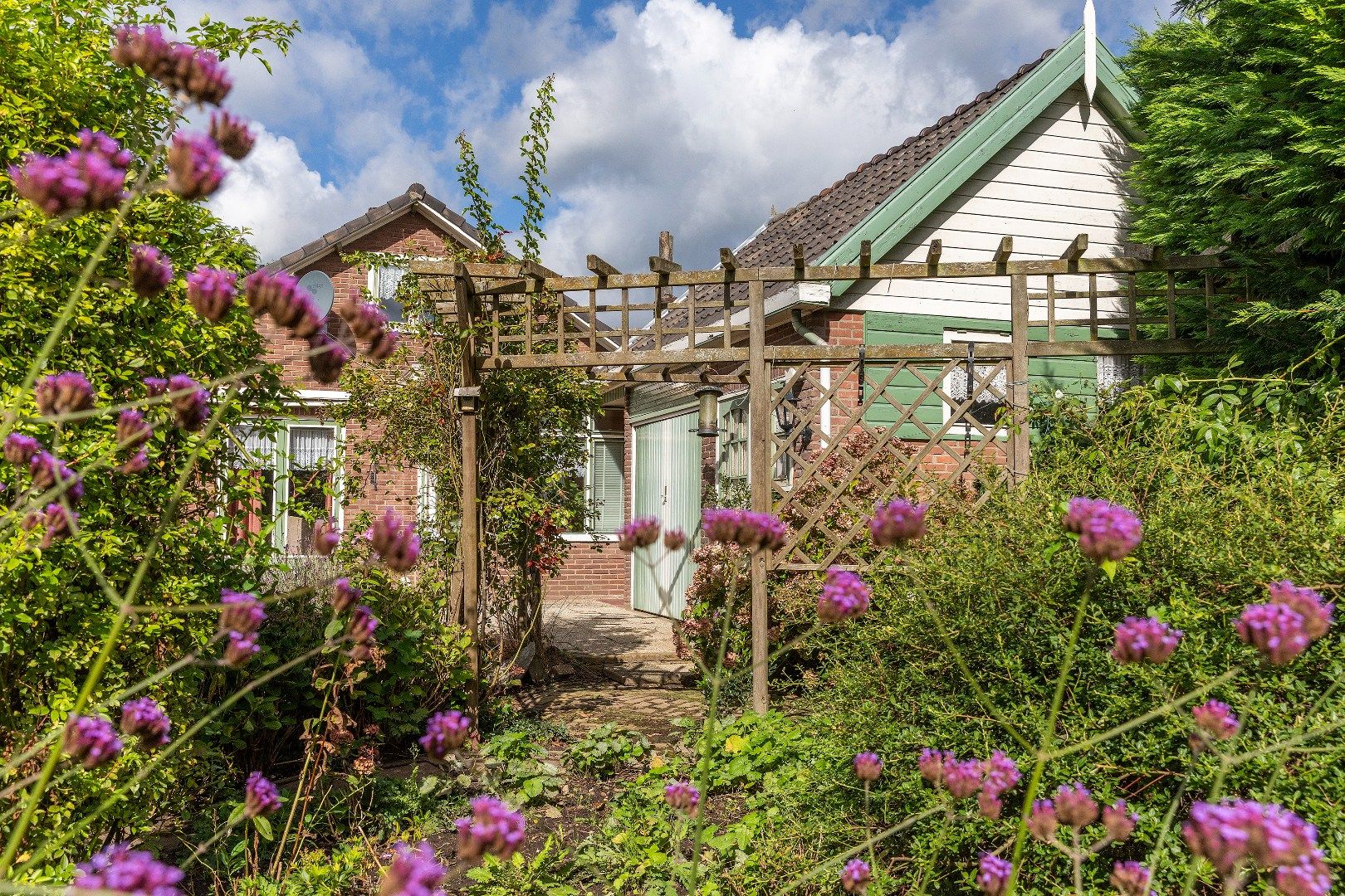 Foto 66 van Verhuizensestraat 1-A