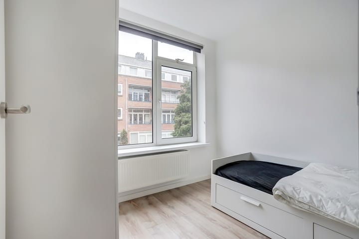 Foto 17 van Russischestraat 12-A02