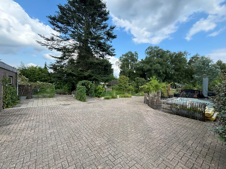 Photo 15 of Oude Thornerweg 13