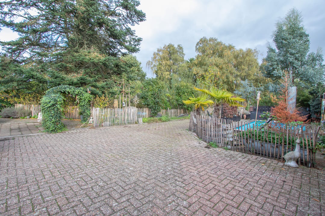 Photo 16 of Oude Thornerweg 13
