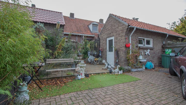 Photo 18 of Oude Thornerweg 13