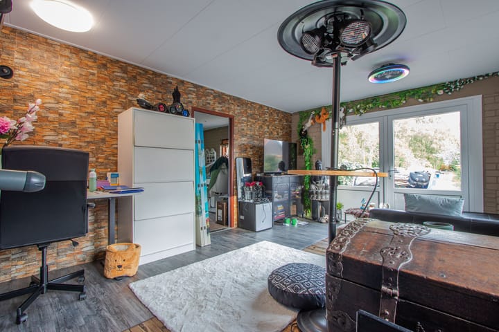 Photo 40 of Oude Thornerweg 13