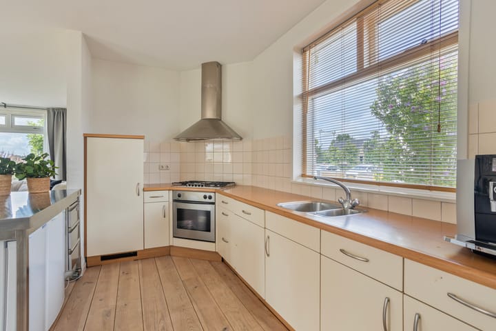 Photo 6 of Pastoor van der Plaatstraat 97