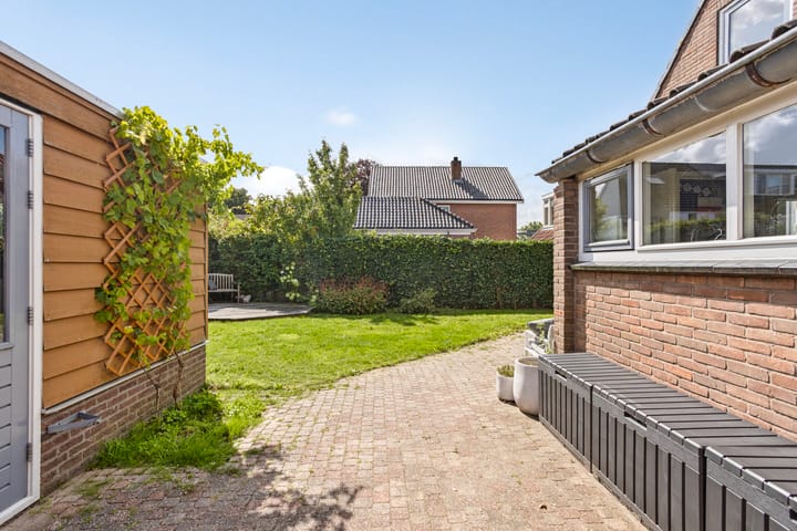 Photo 17 of Pastoor van der Plaatstraat 97