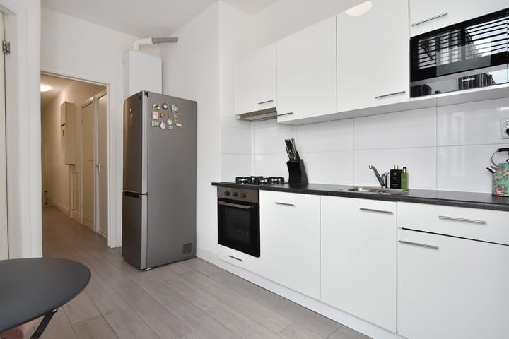 Foto 2 van Van de Veldestraat 16