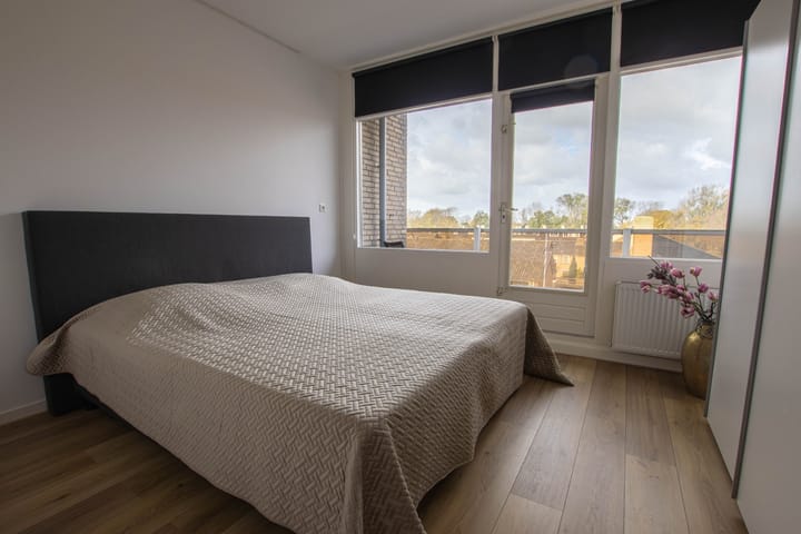 Photo 12 of Cornelis Pronklaan 33