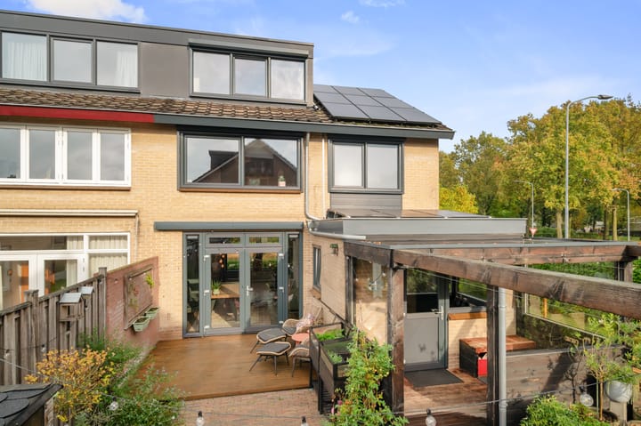 Foto 30 van Maarten Tromplaan 57