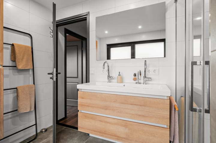 Foto 24 van Maarten Tromplaan 57