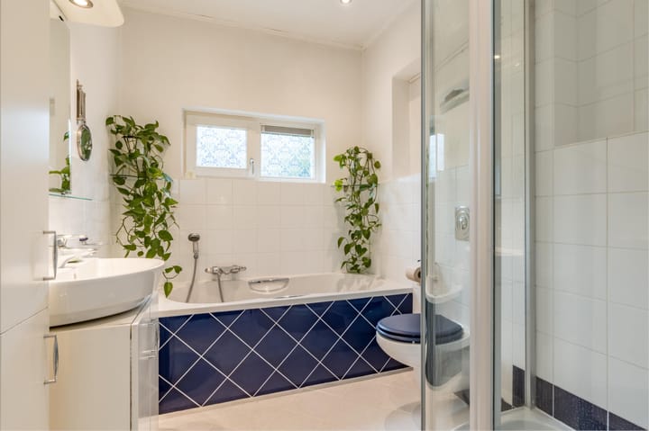 Photo 7 of Adolf van Cortenbachstraat 60