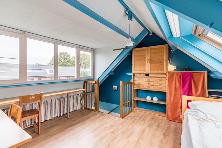 Photo 14 of Adolf van Cortenbachstraat 60