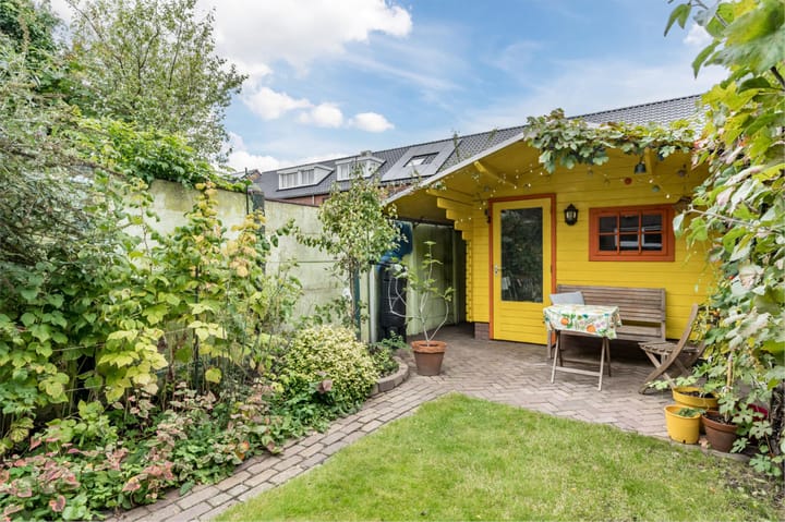 Photo 19 of Adolf van Cortenbachstraat 60