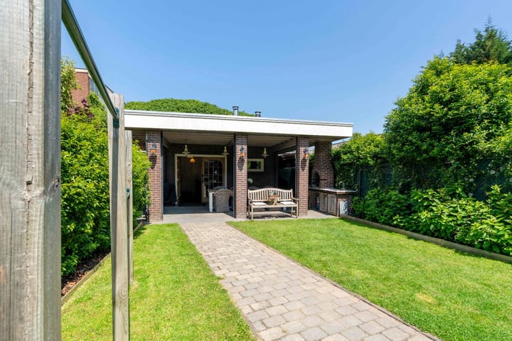 Photo 3 of Pastoor Stassenstraat 10