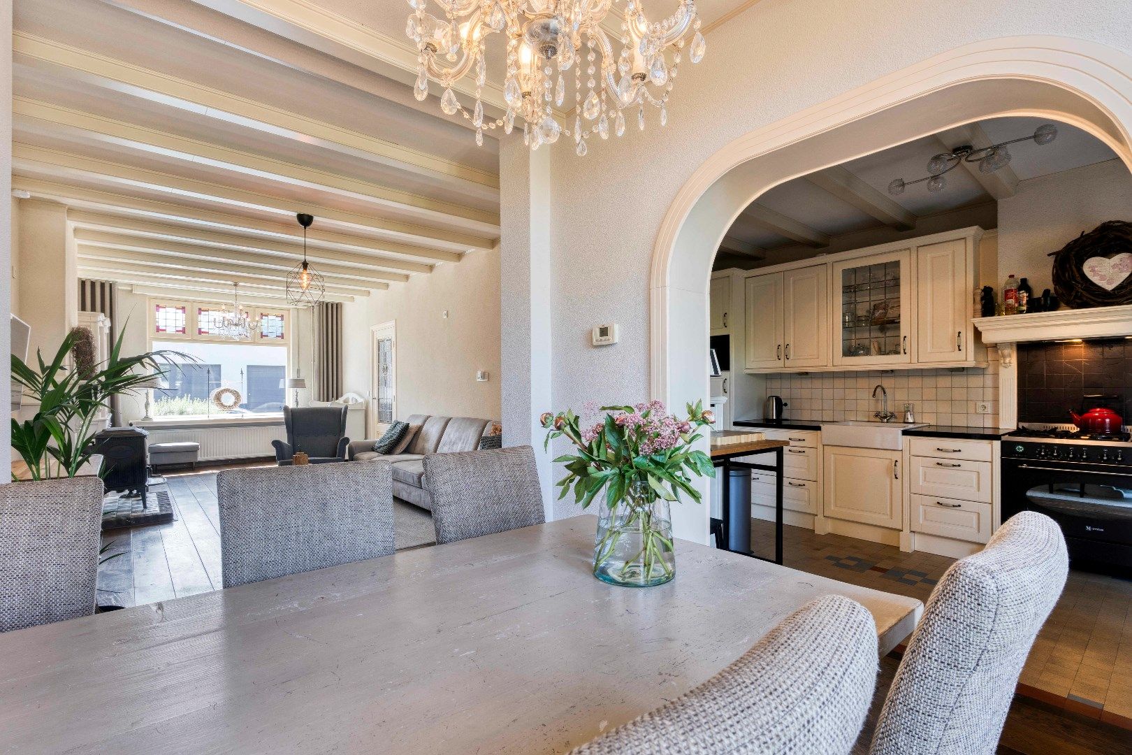 Foto 9 van Pastoor Stassenstraat 10