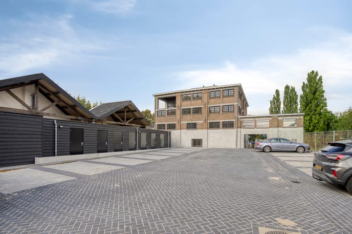 Photo 52 of Split-level woning (Bouwnr. F1)