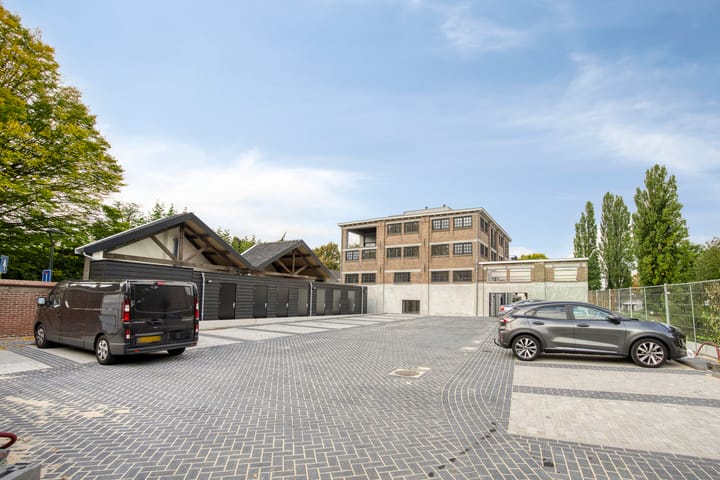 Photo 57 of Split-level woning (Bouwnr. F1)