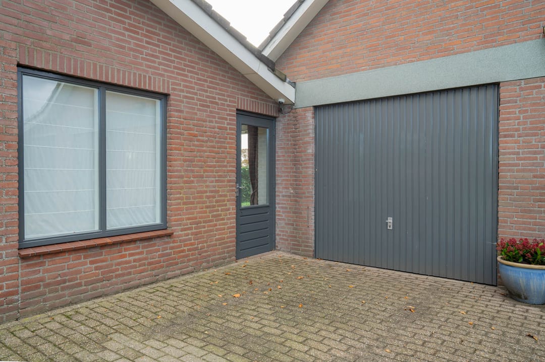 Photo 46 of Voortseweg 8