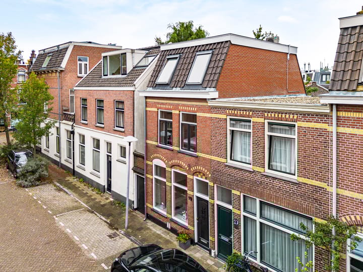 Foto 28 van 1e Spechtstraat 19