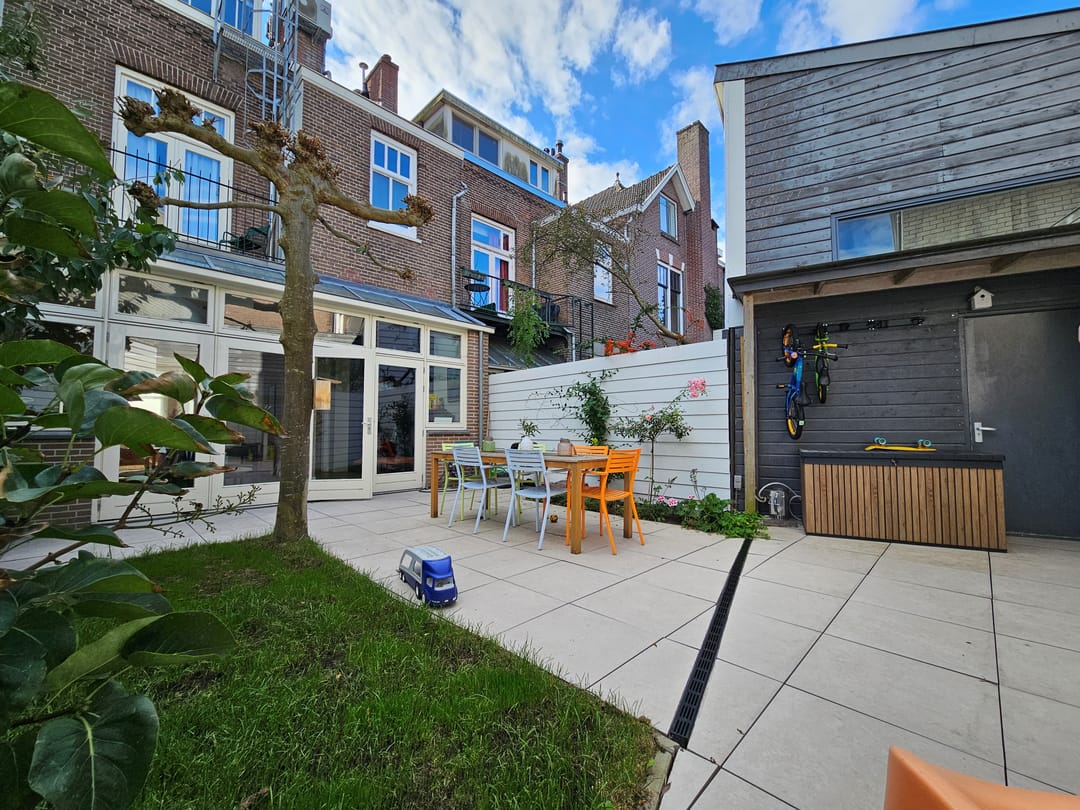 Photo 8 of Eerste Emmastraat 12