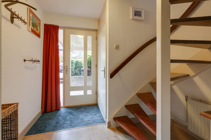 Photo 13 of De Geer 5