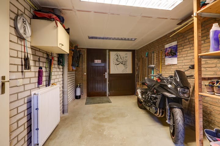 Photo 26 of De Geer 5