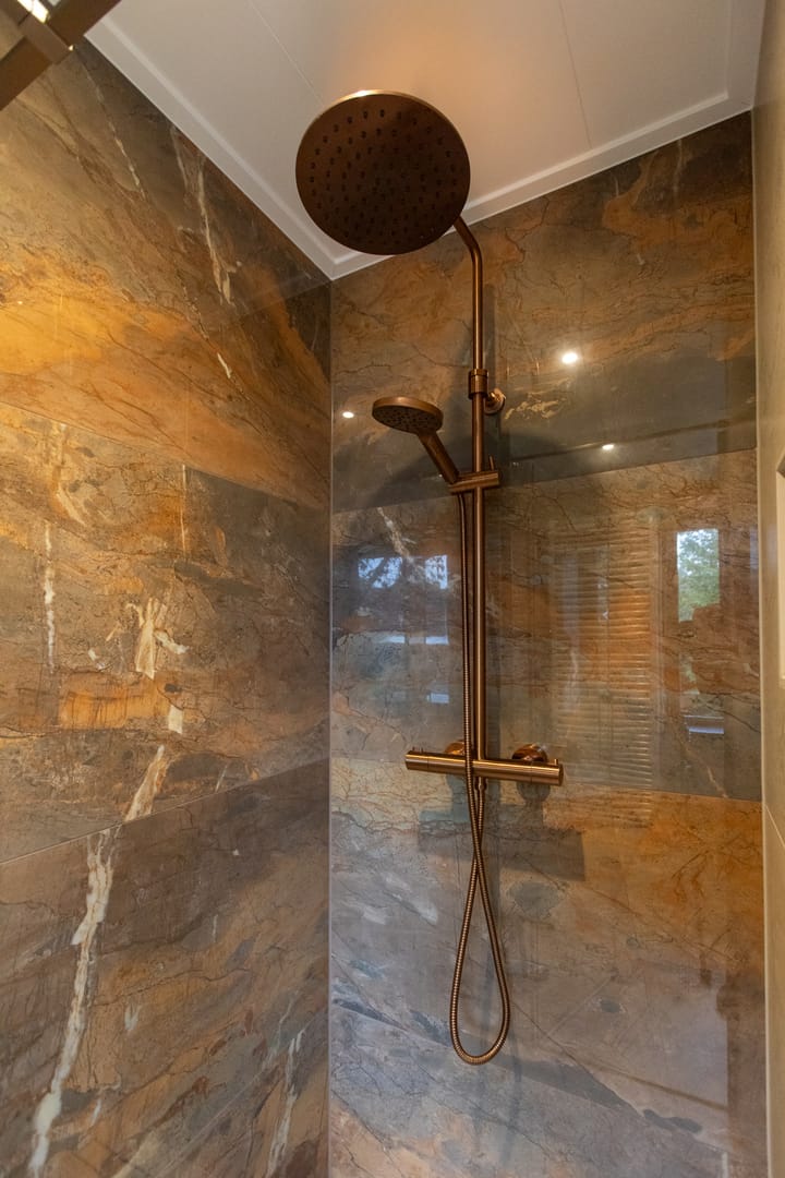 Photo 35 of De Geer 5