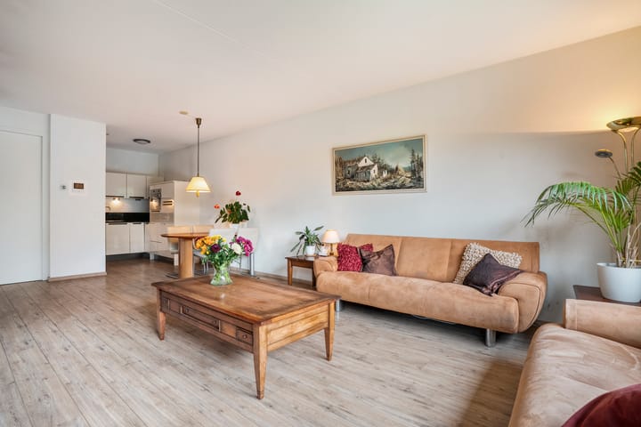 Foto 20 van Gombertstraat 766