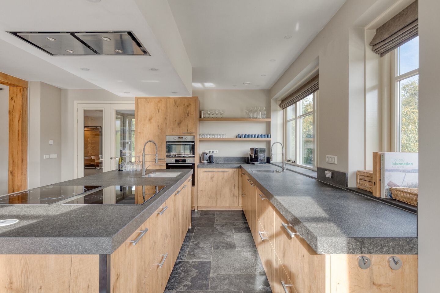 Photo 20 of Duinweg 107