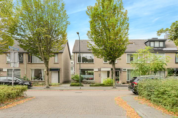 Photo 4 of Schrijnwerkerstraat 19