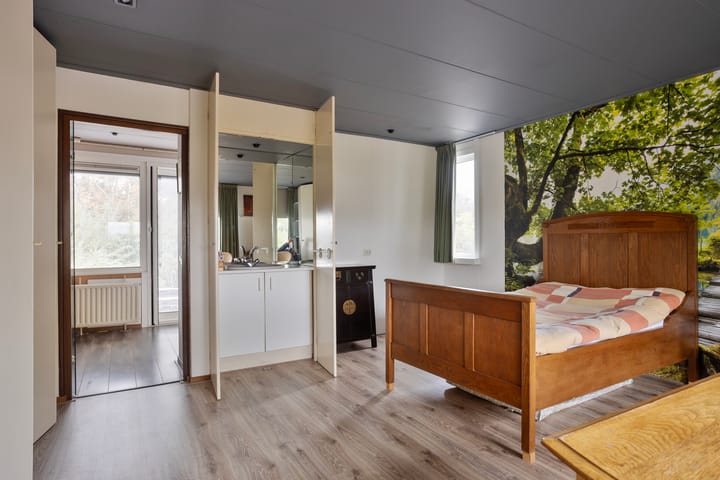 Photo 34 of Mercuriusstraat 27