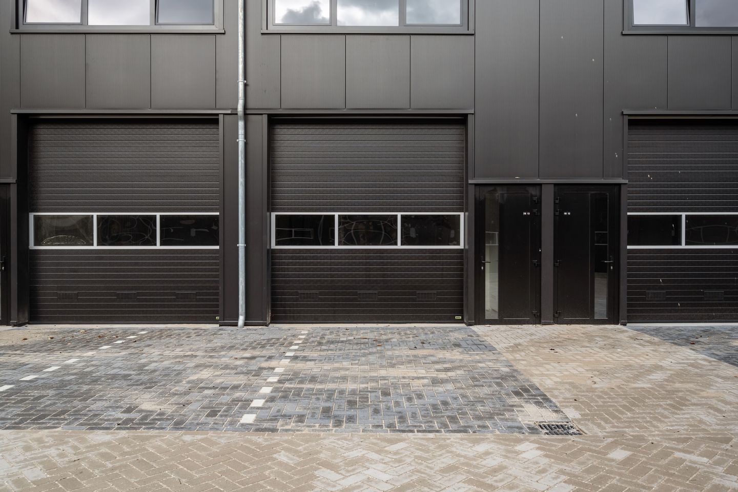 View photo 2 of Antonie van Leeuwenhoekstraat 1-B13