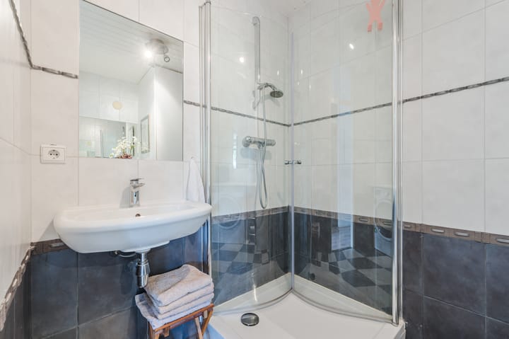 Photo 24 of Nobel 31