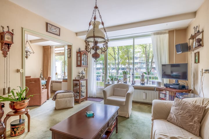 Foto 2 van Volendamlaan 952