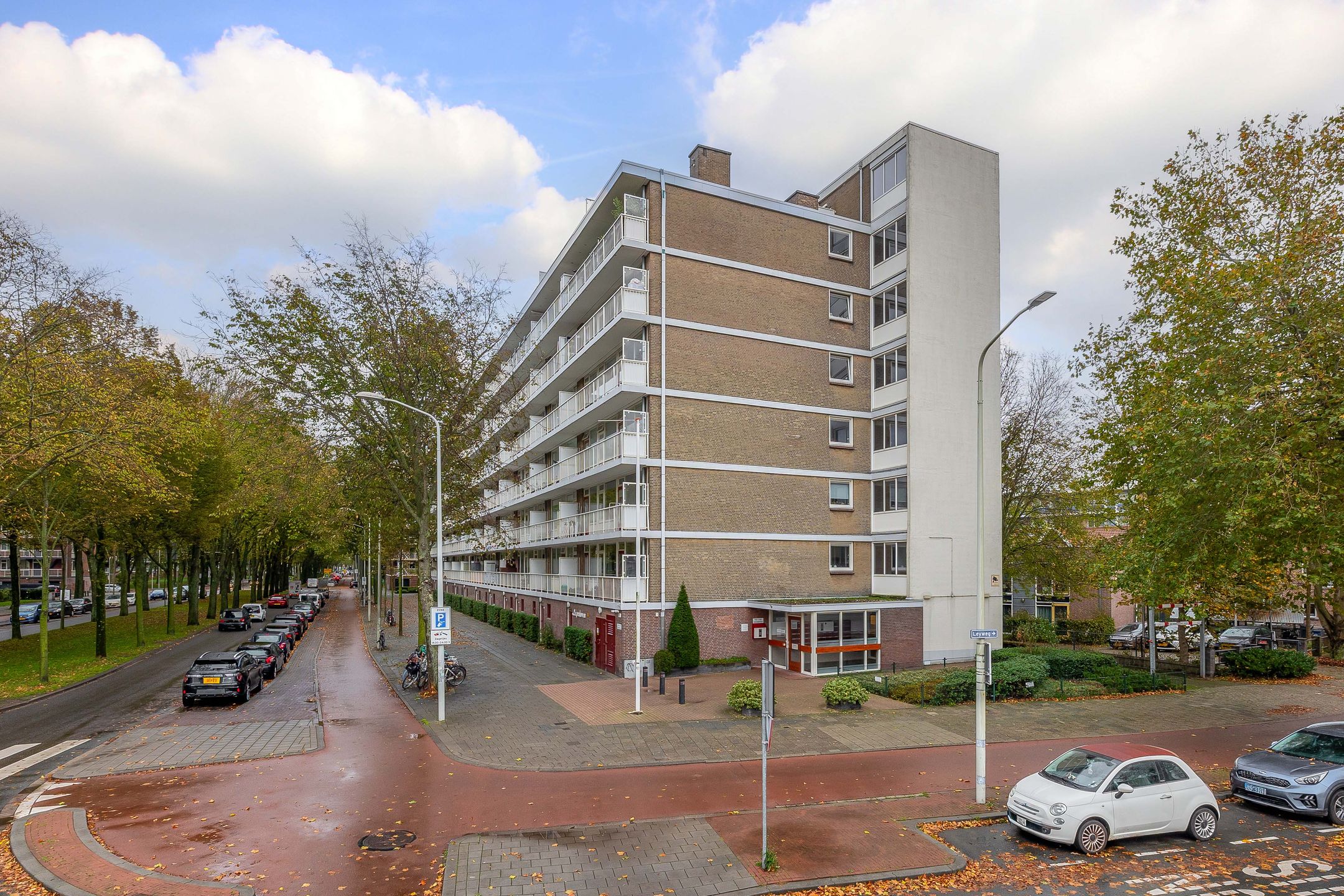 Foto 27 van Volendamlaan 952