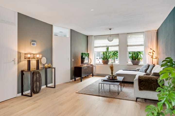 Photo 5 of Vrinssenstraat 22