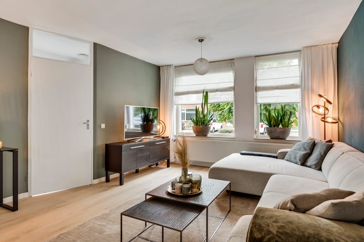 Photo 6 of Vrinssenstraat 22