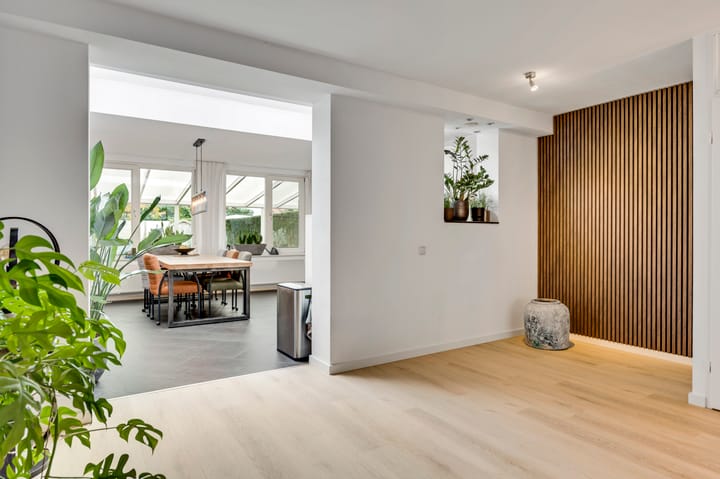 Photo 8 of Vrinssenstraat 22