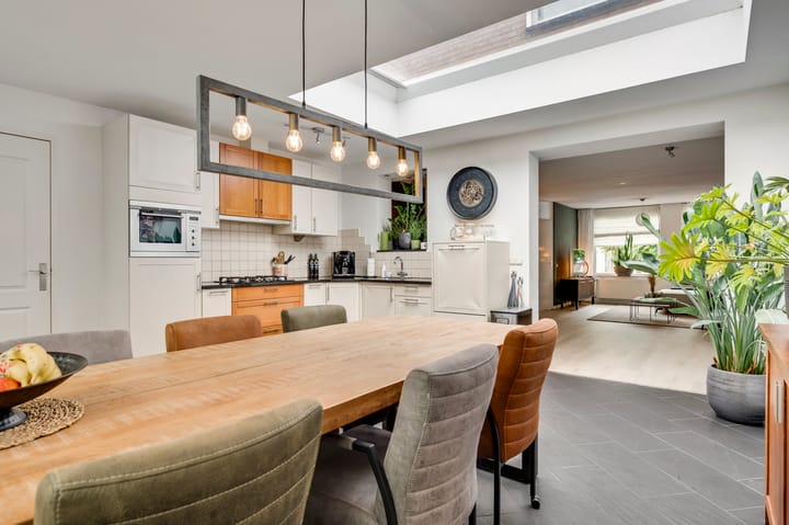 Photo 10 of Vrinssenstraat 22