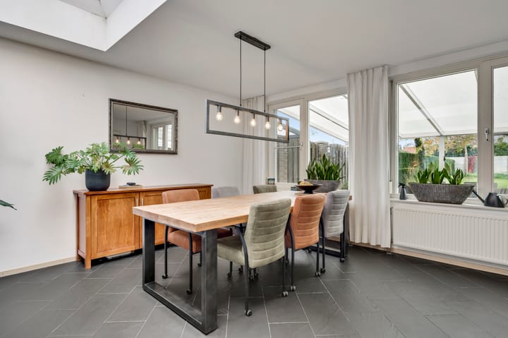 Photo 12 of Vrinssenstraat 22