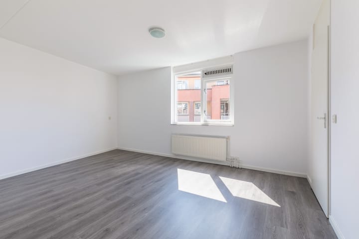 Foto 17 van Spoorstraat 18