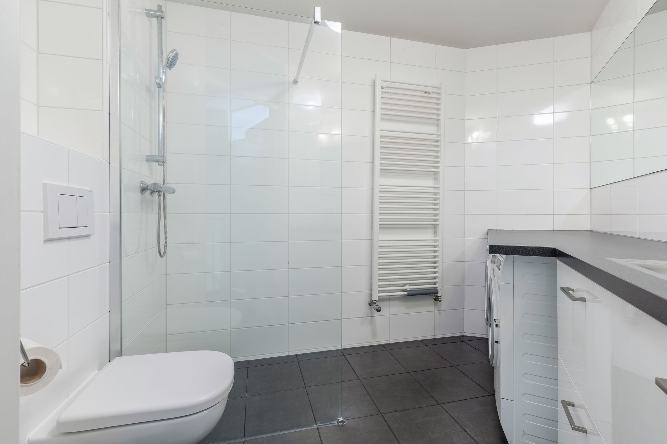 Foto 24 van Spoorstraat 18