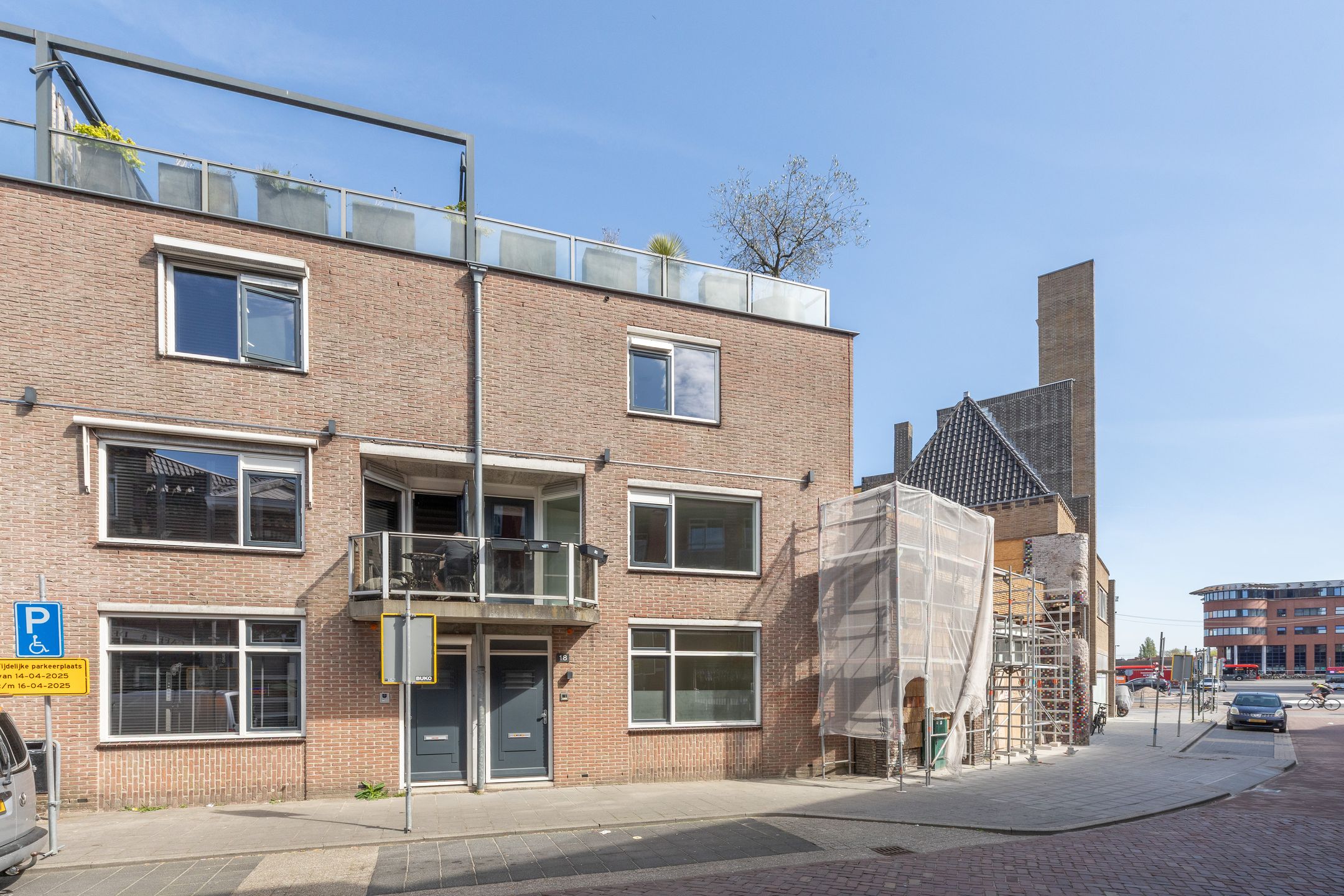 Foto 33 van Spoorstraat 18