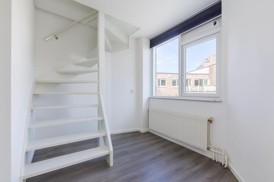 Foto 41 van Spoorstraat 18