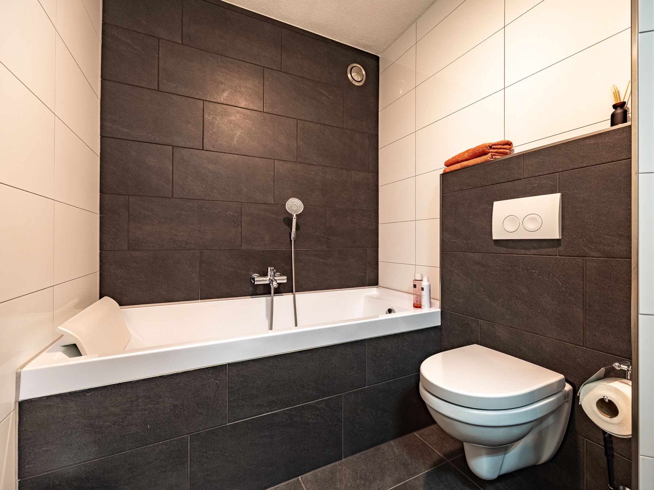 Photo 18 of Henriette Polaklaan 110