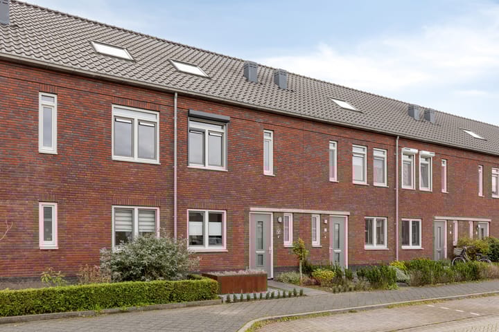 Foto 5 van Merensteinplein 3