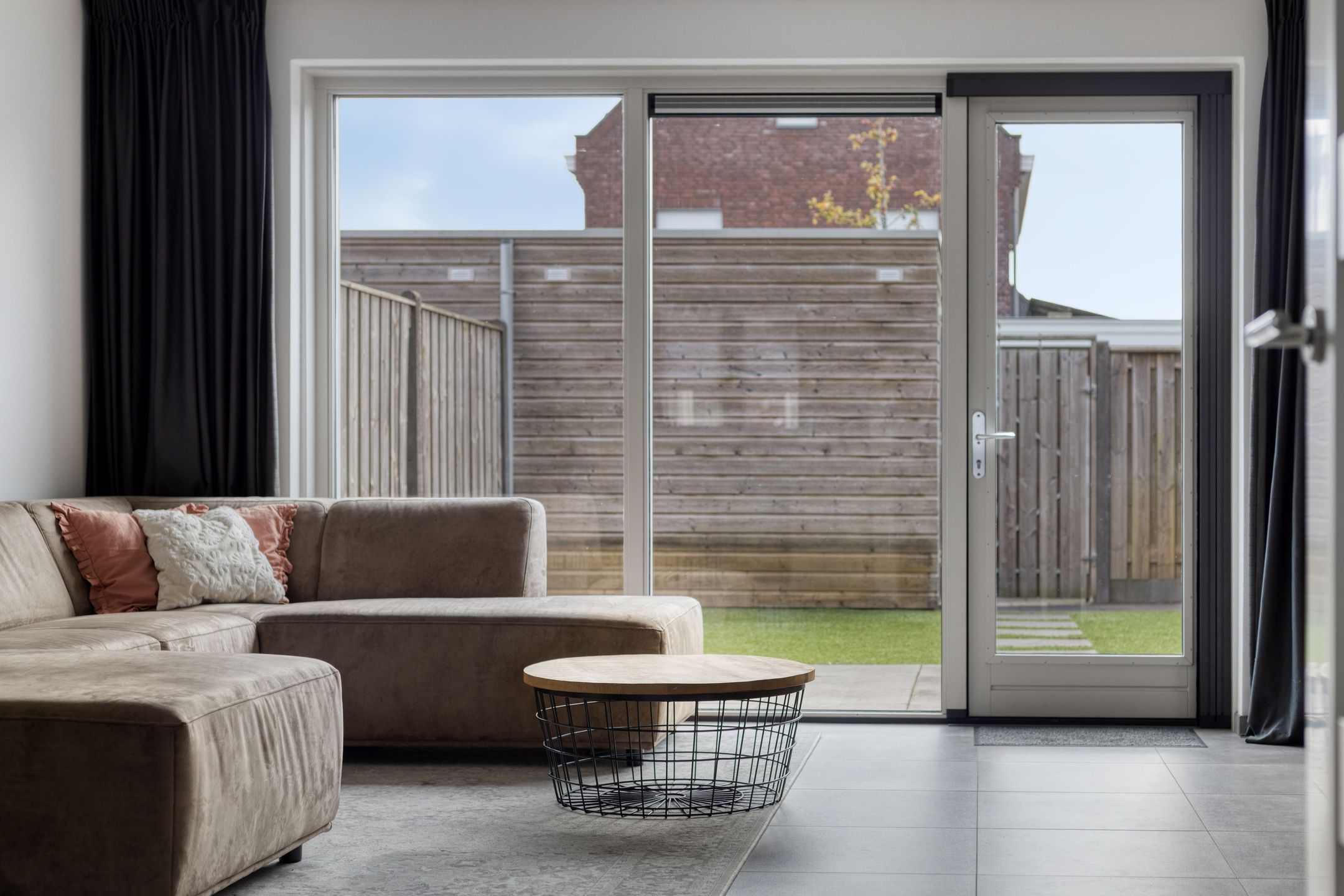 Foto 9 van Merensteinplein 3