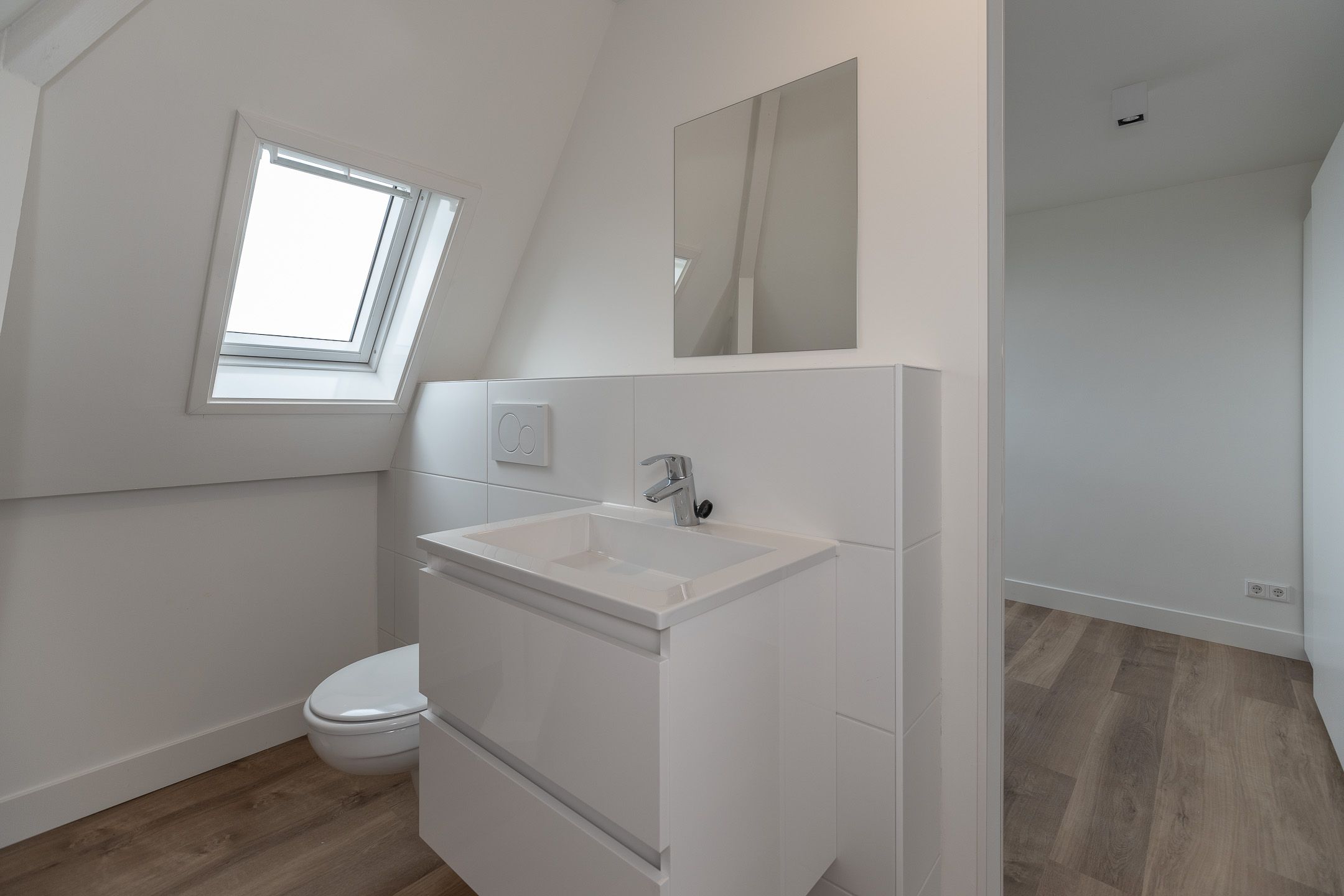 Foto 12 van Middenweg 7-F