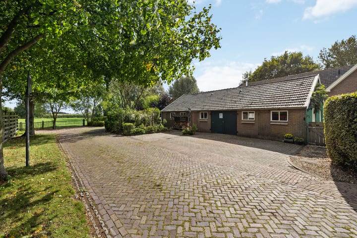 Foto 65 van Wijheseweg 8