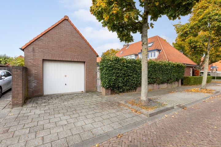 Photo 47 of Vondellaan 24