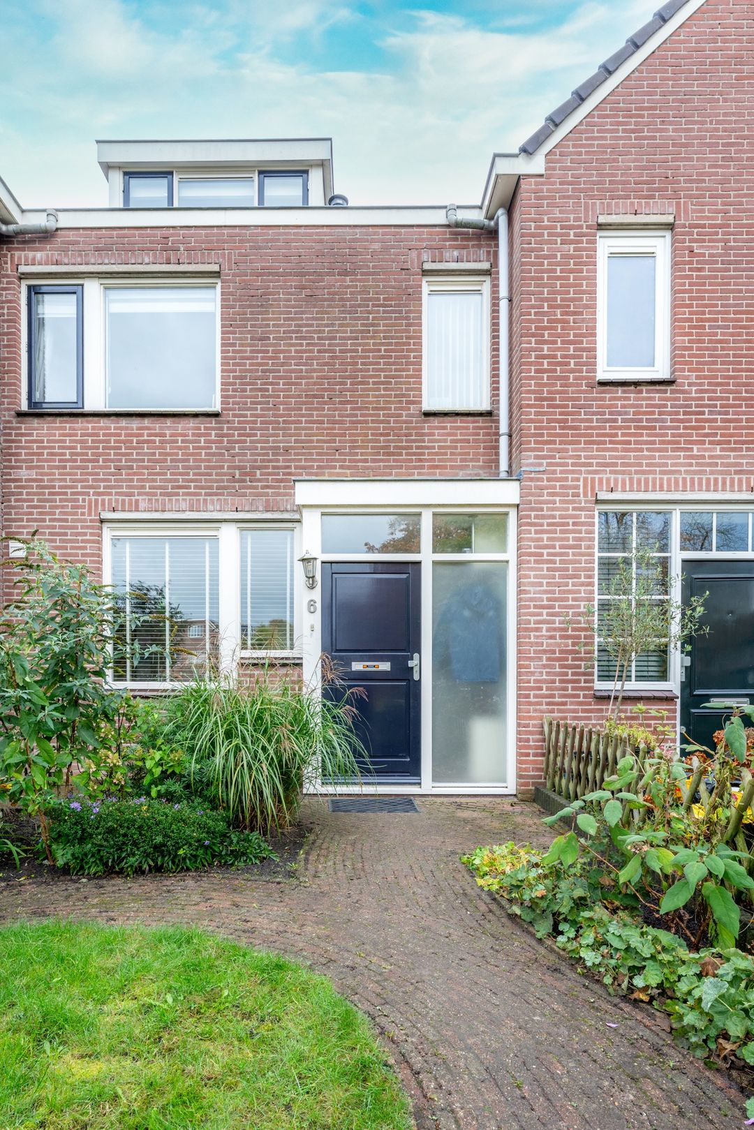 Foto 32 van De Stalen Boog 6