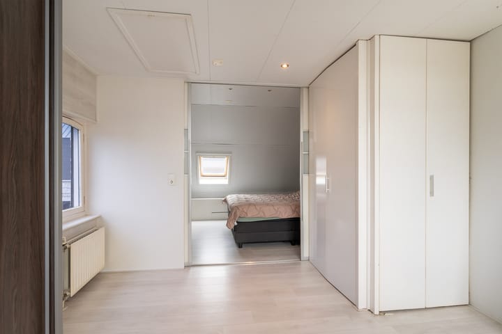 Foto 15 van Schoolstraat 7-A